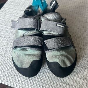 Scarpa Women's Turquoise Maldive Black Origin Climbing Shoes -(8.5 inches long)